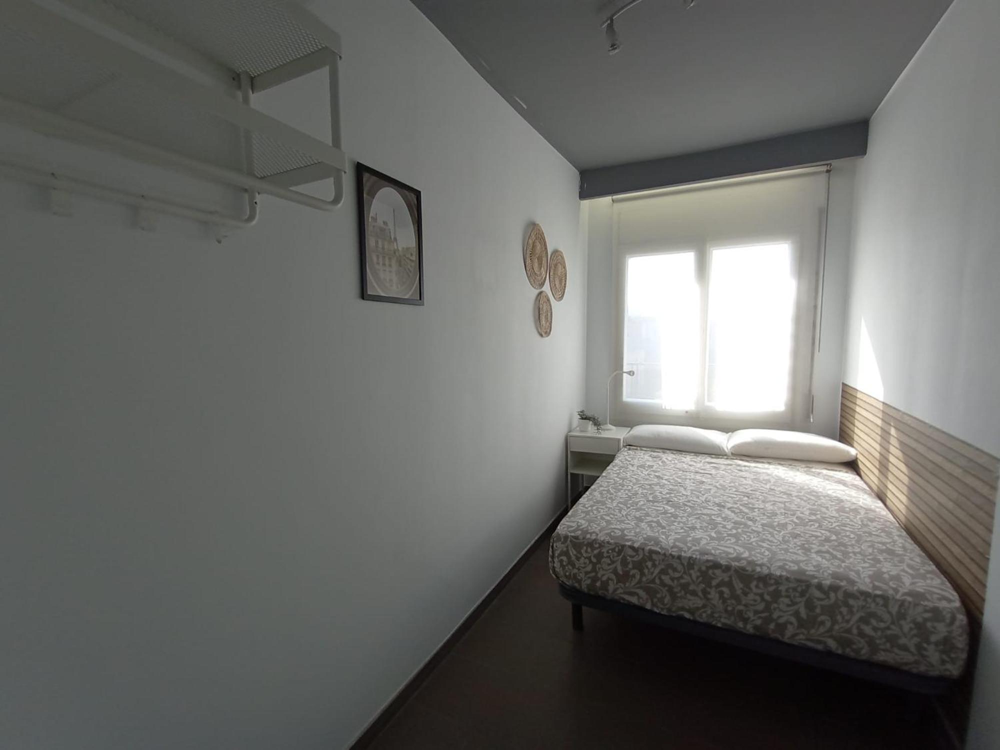 Plaza Universitat Private Rooms - Barcelona — Photos 2